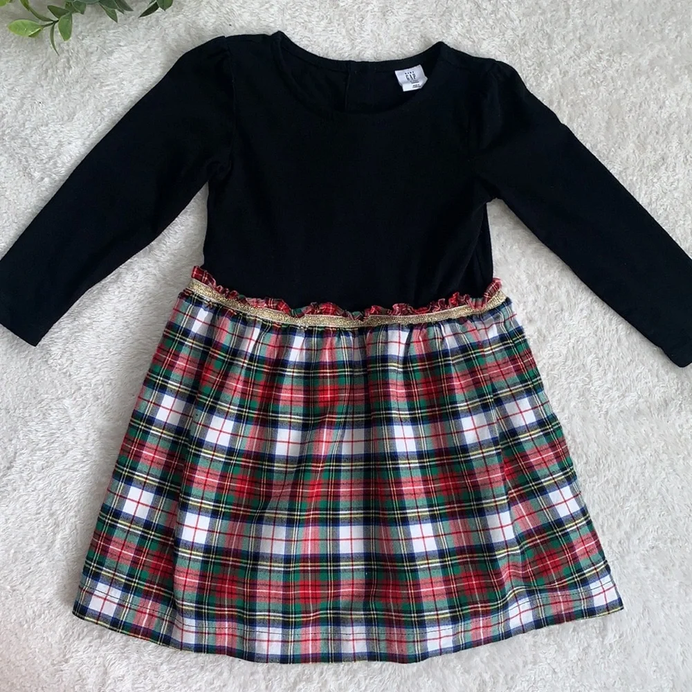 GAP Black & Red White Green Plaid Dress 3 EUC